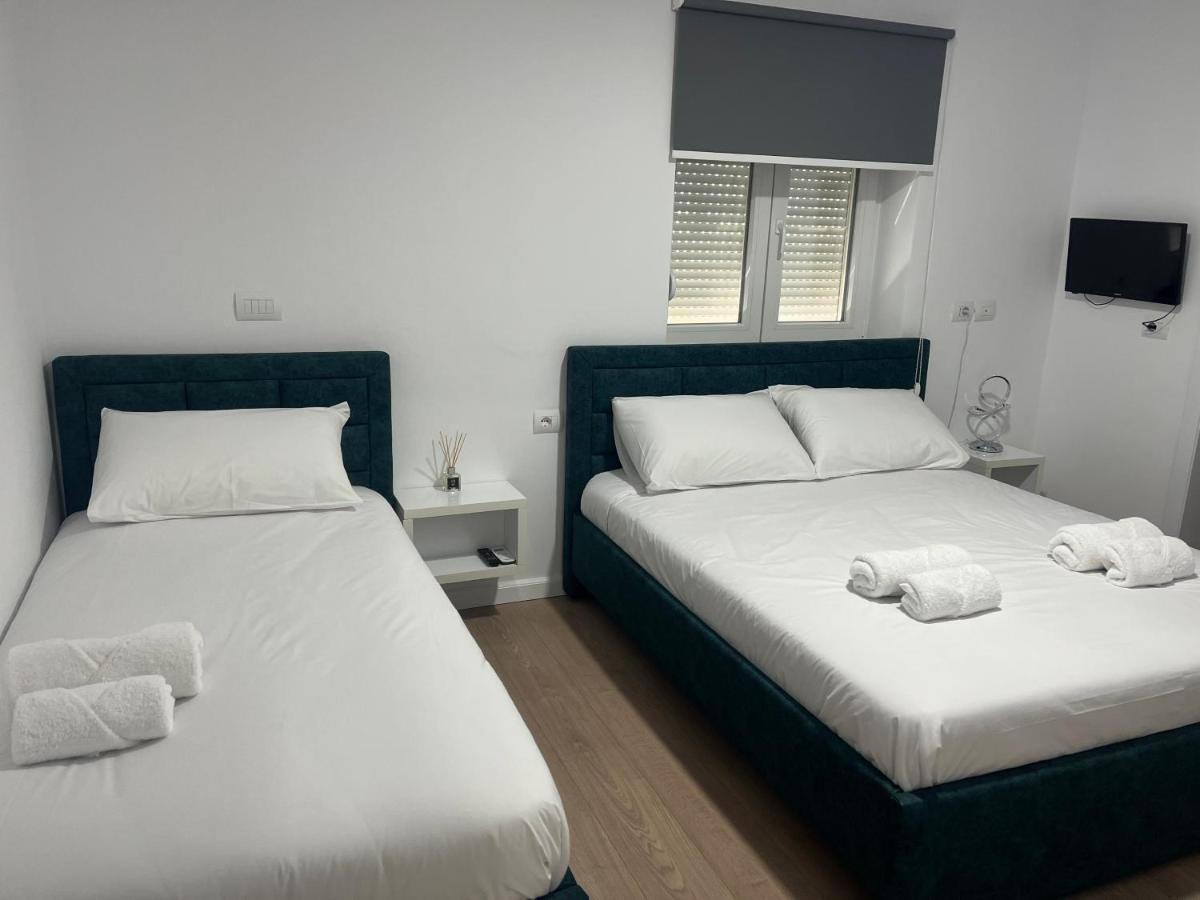 Viva Apartments Пермет Екстер'єр фото