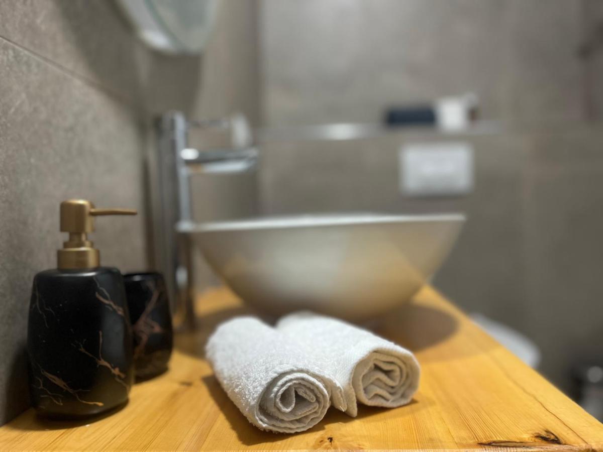 Viva Apartments Пермет Екстер'єр фото